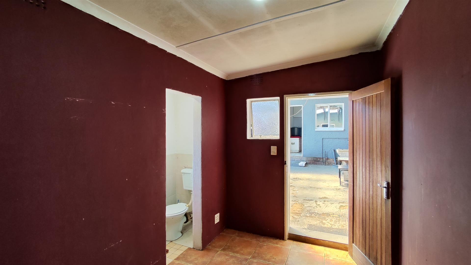 Flatlet - 31 square meters of property in Klopperpark