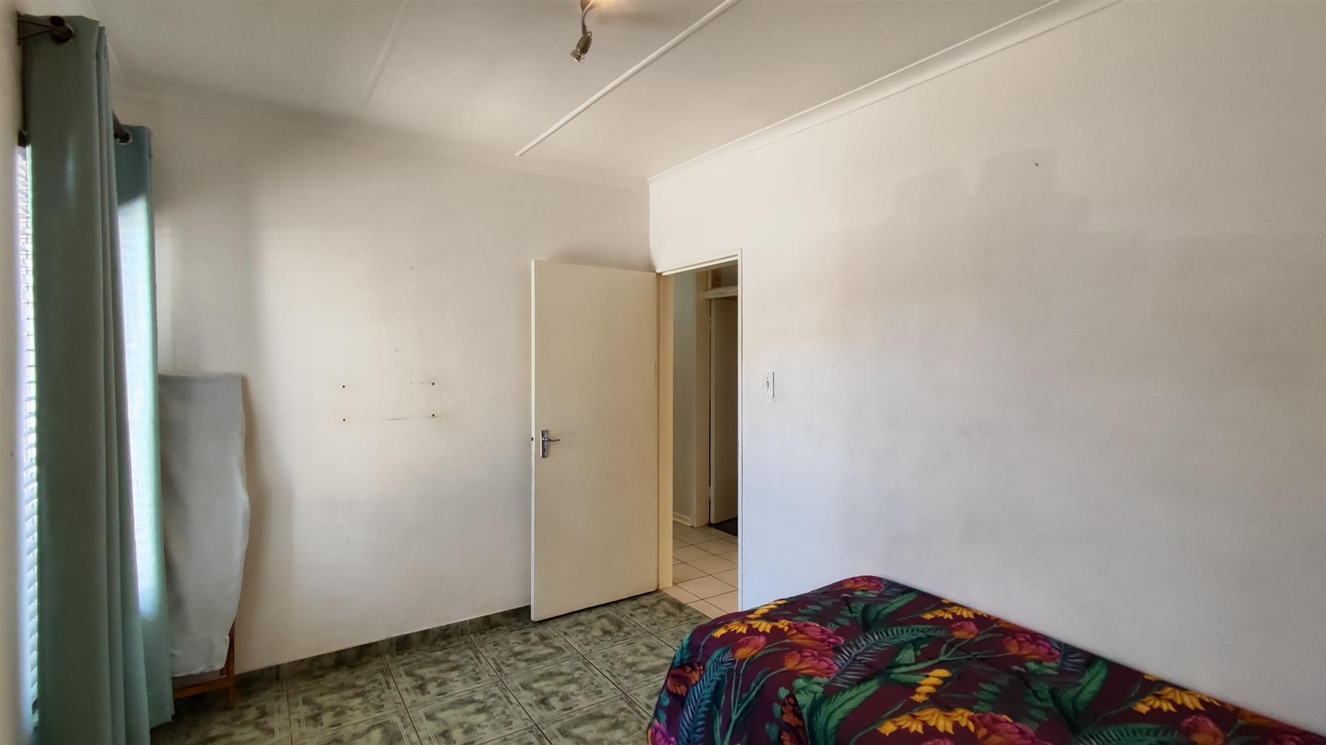 Bed Room 2 - 12 square meters of property in Klopperpark