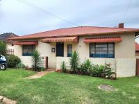 3 Bedroom 1 Bathroom House for Sale for sale in Roodepoort North