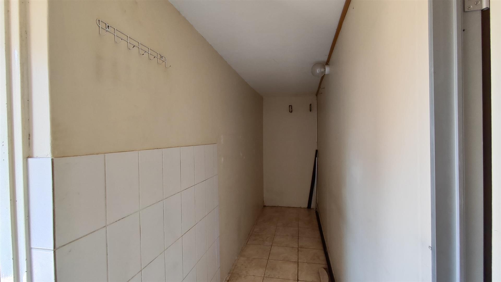 Spaces - 23 square meters of property in Bonaero Park