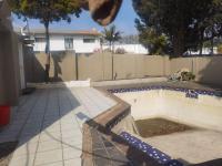 Swimming Pool of property in Orange Grove