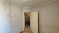 Bed Room 1 - 11 square meters of property in Terenure