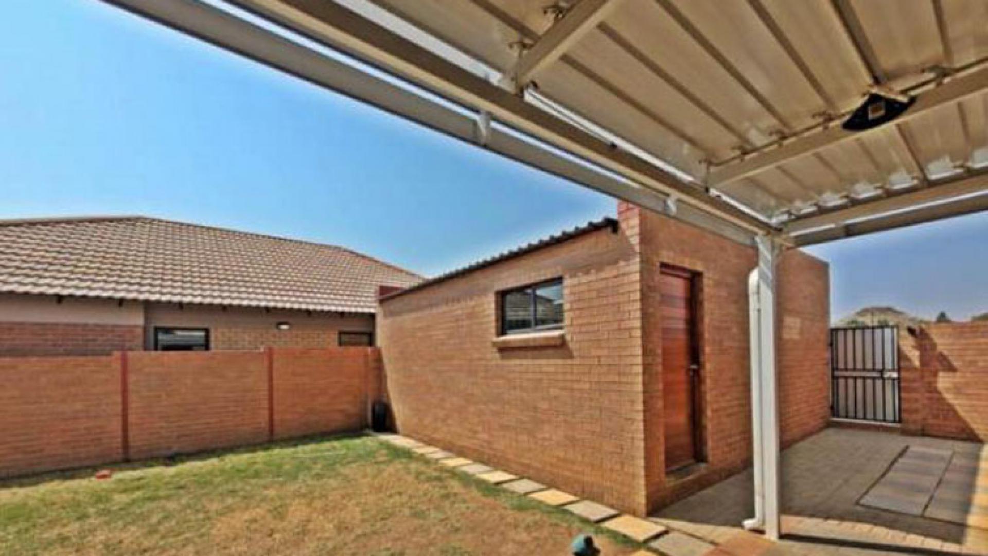 Backyard of property in Spitskop Small Holdings