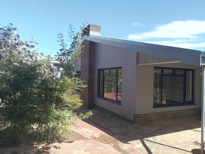 3 Bedroom Freehold Residence to Rent in Stellenbosch - Property to rent - MR621105