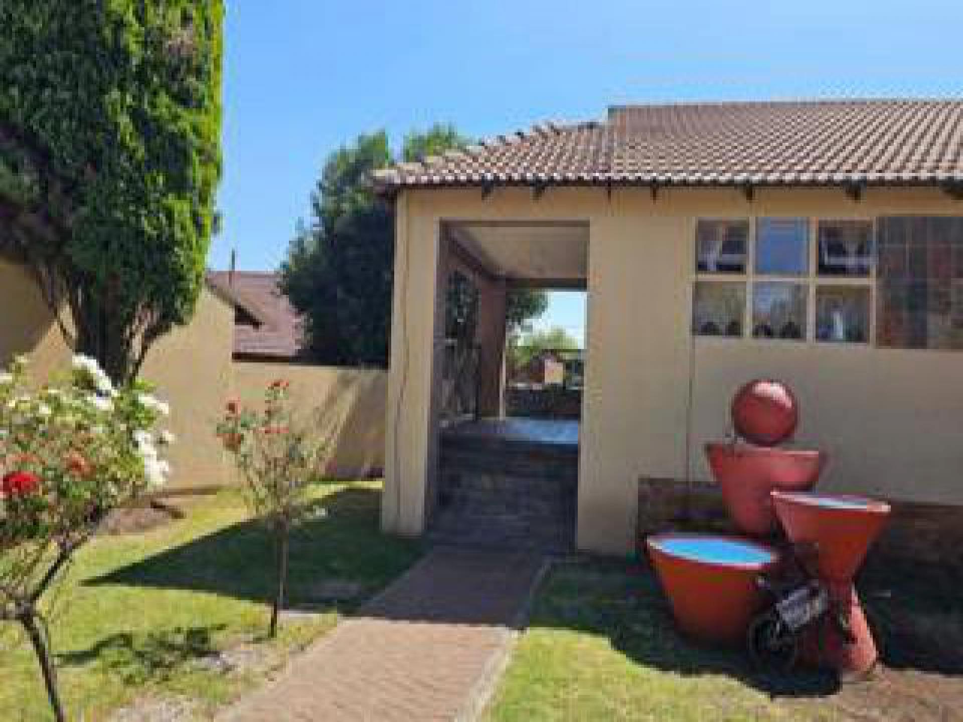 Front View of property in Sunset Park 