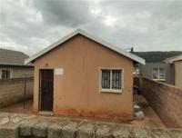 Garage of property in Mahube Valley