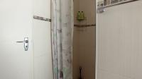 Bathroom 1 - 6 square meters of property in Kelvin