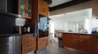 Kitchen - 14 square meters of property in Kelvin