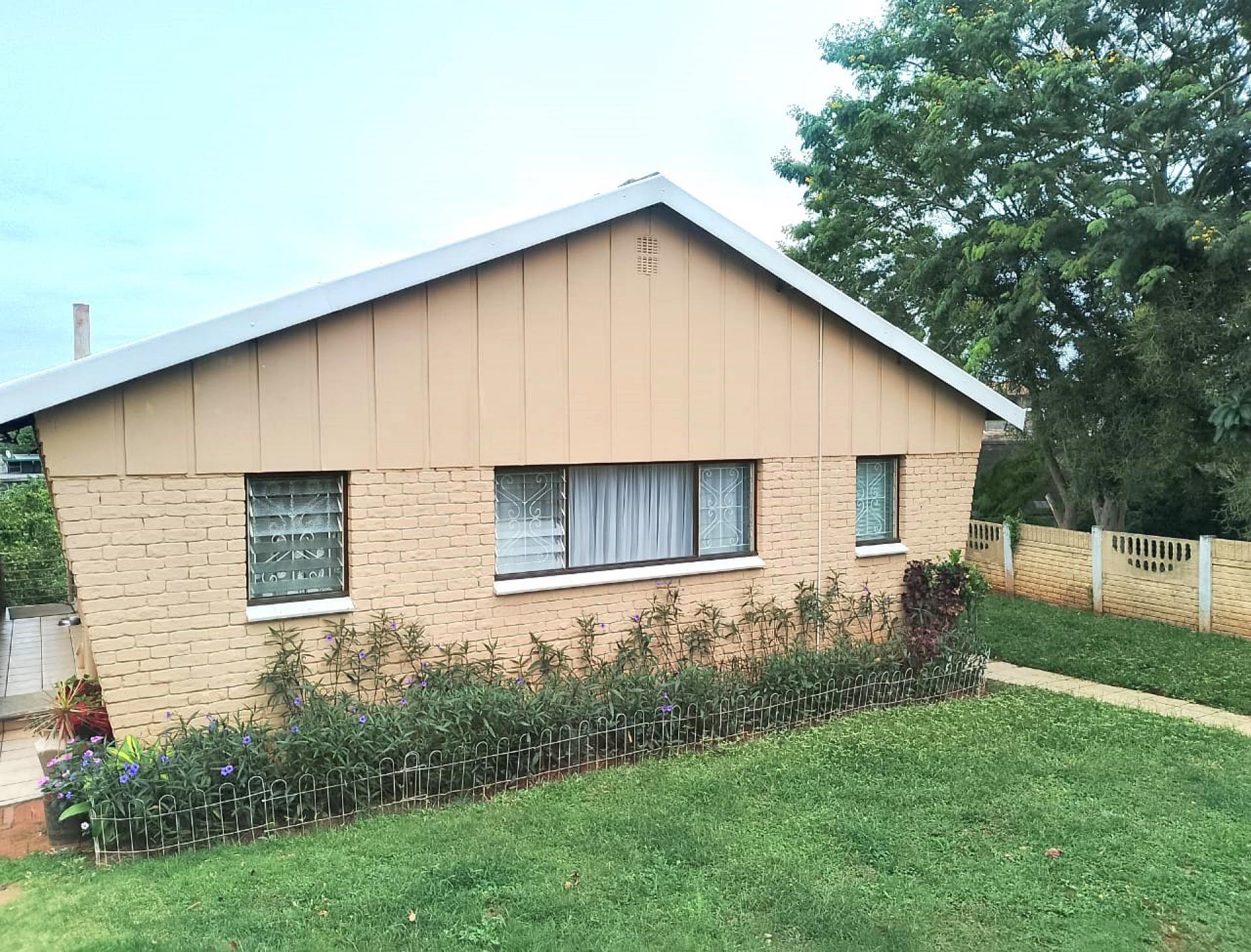 3 Bedroom Freehold Residence for Sale For Sale in Glenmore