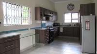 Kitchen - 17 square meters of property in Brackenhurst