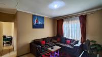 Lounges - 13 square meters of property in Sharon Park