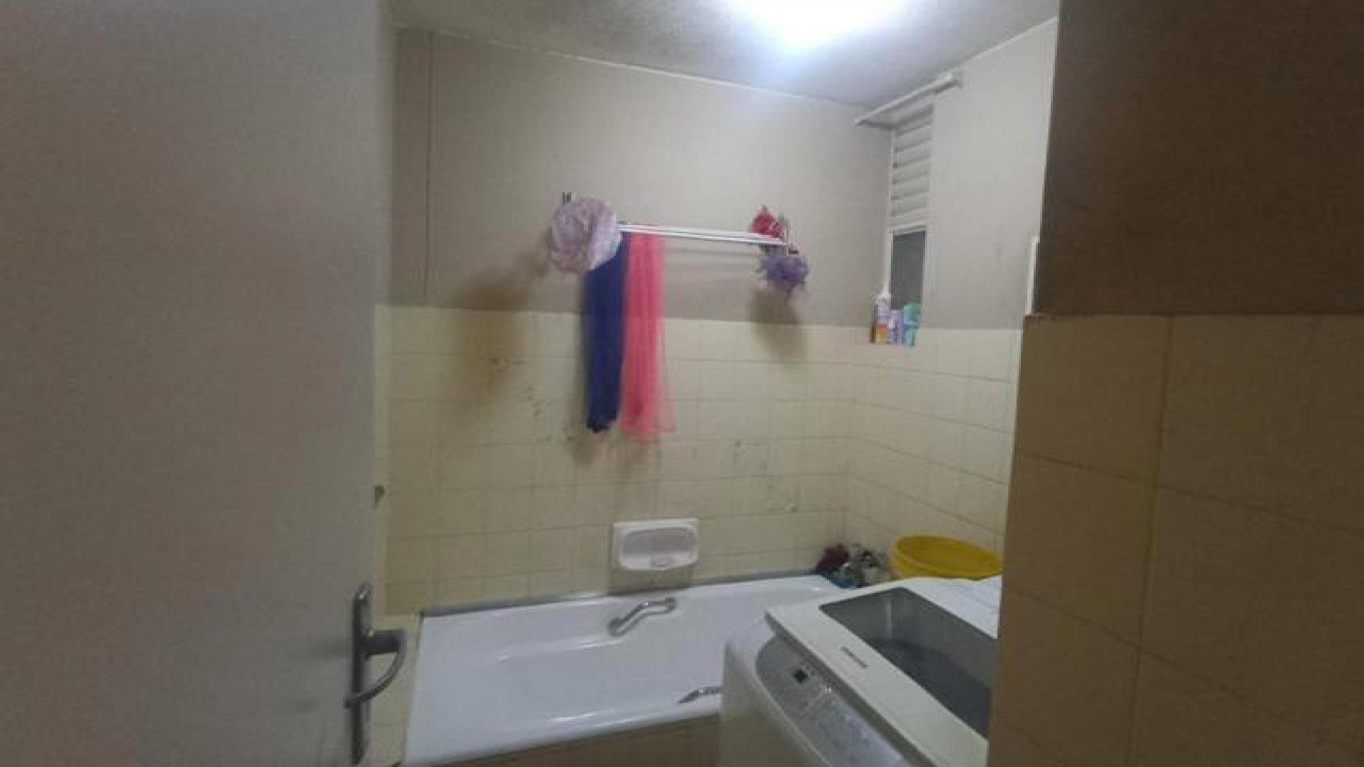 Bathroom 1 of property in Sunnyside