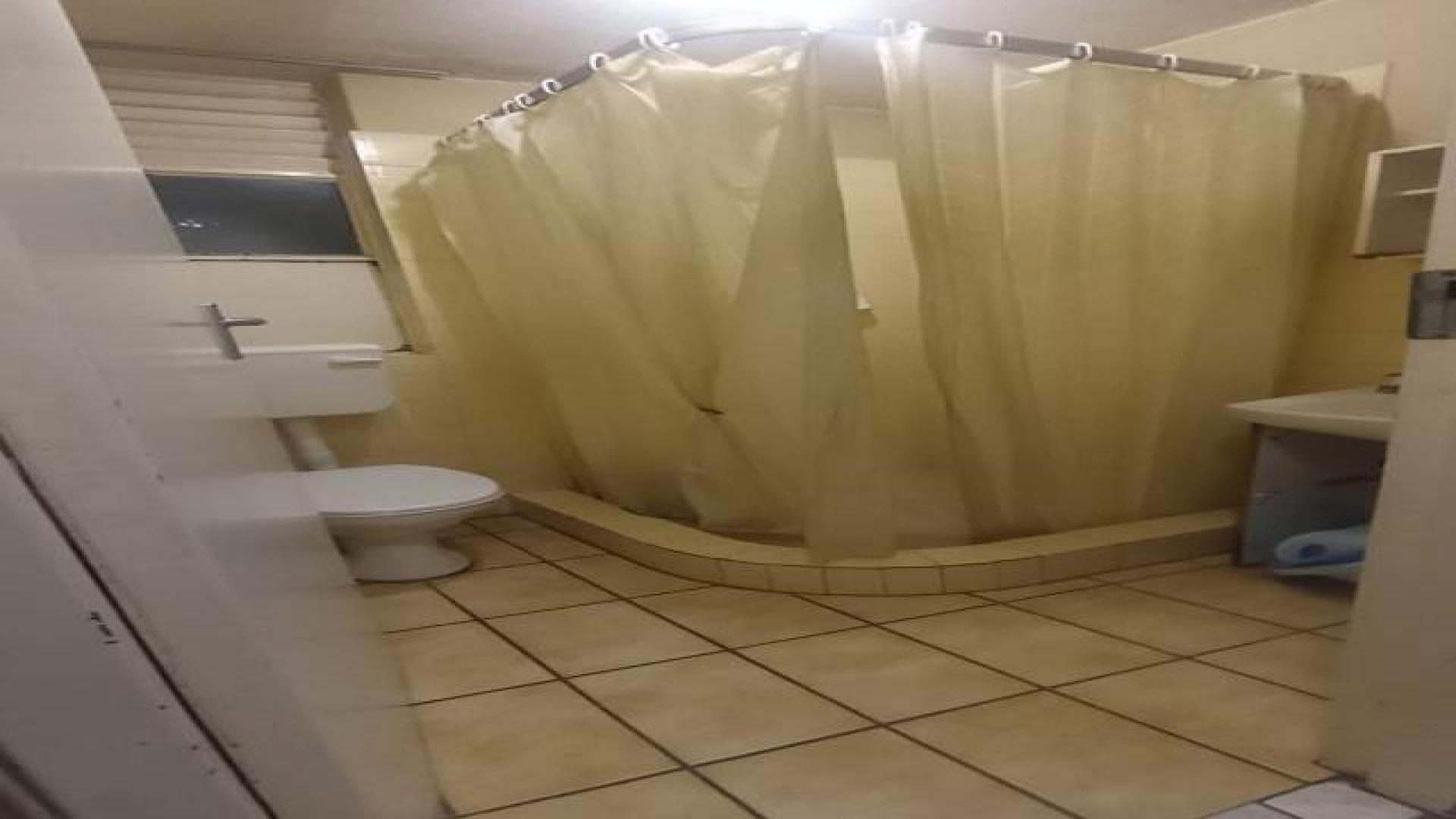 Bathroom 2 of property in Sunnyside