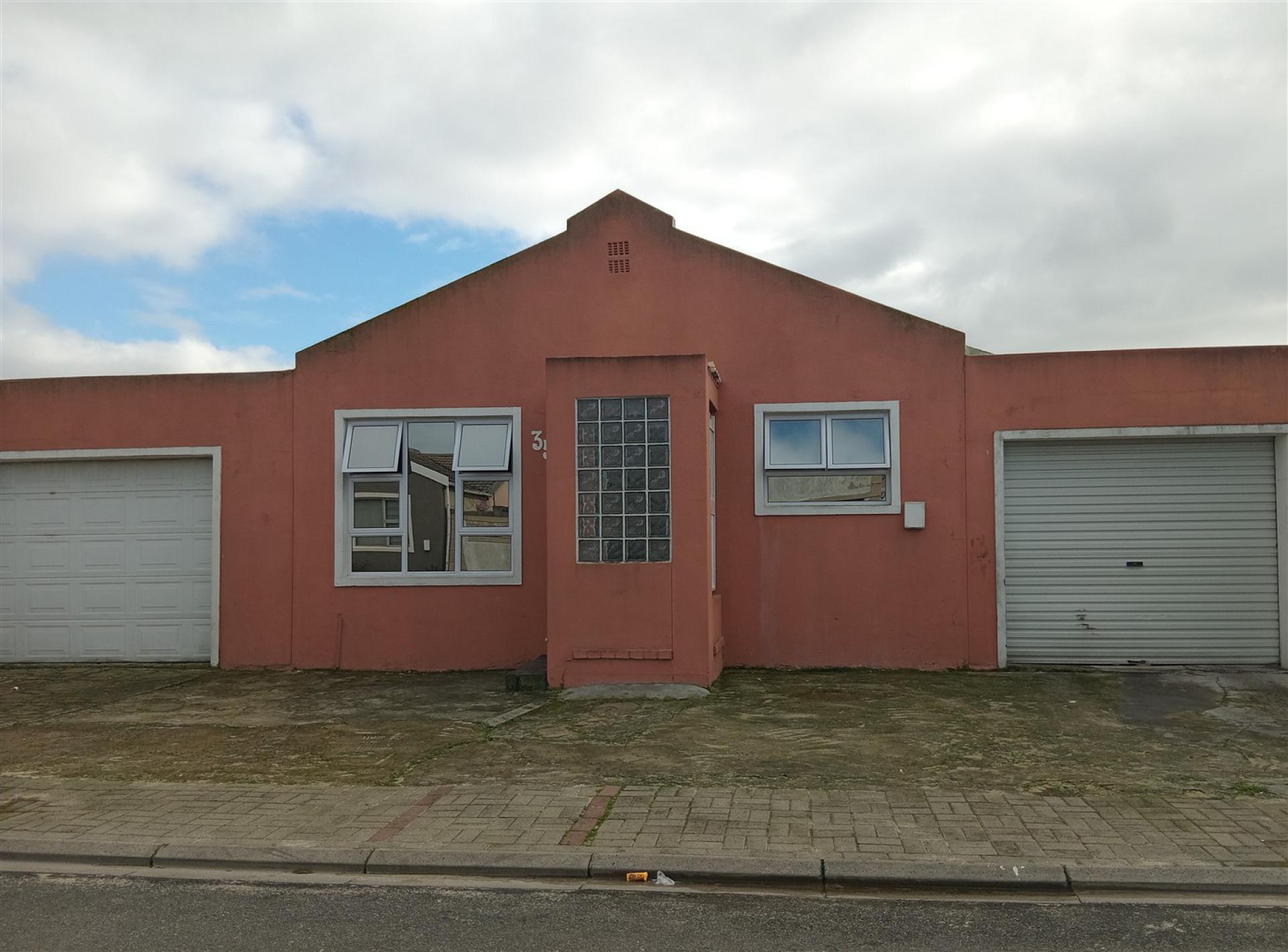 Front View of property in Weltevreden Valley