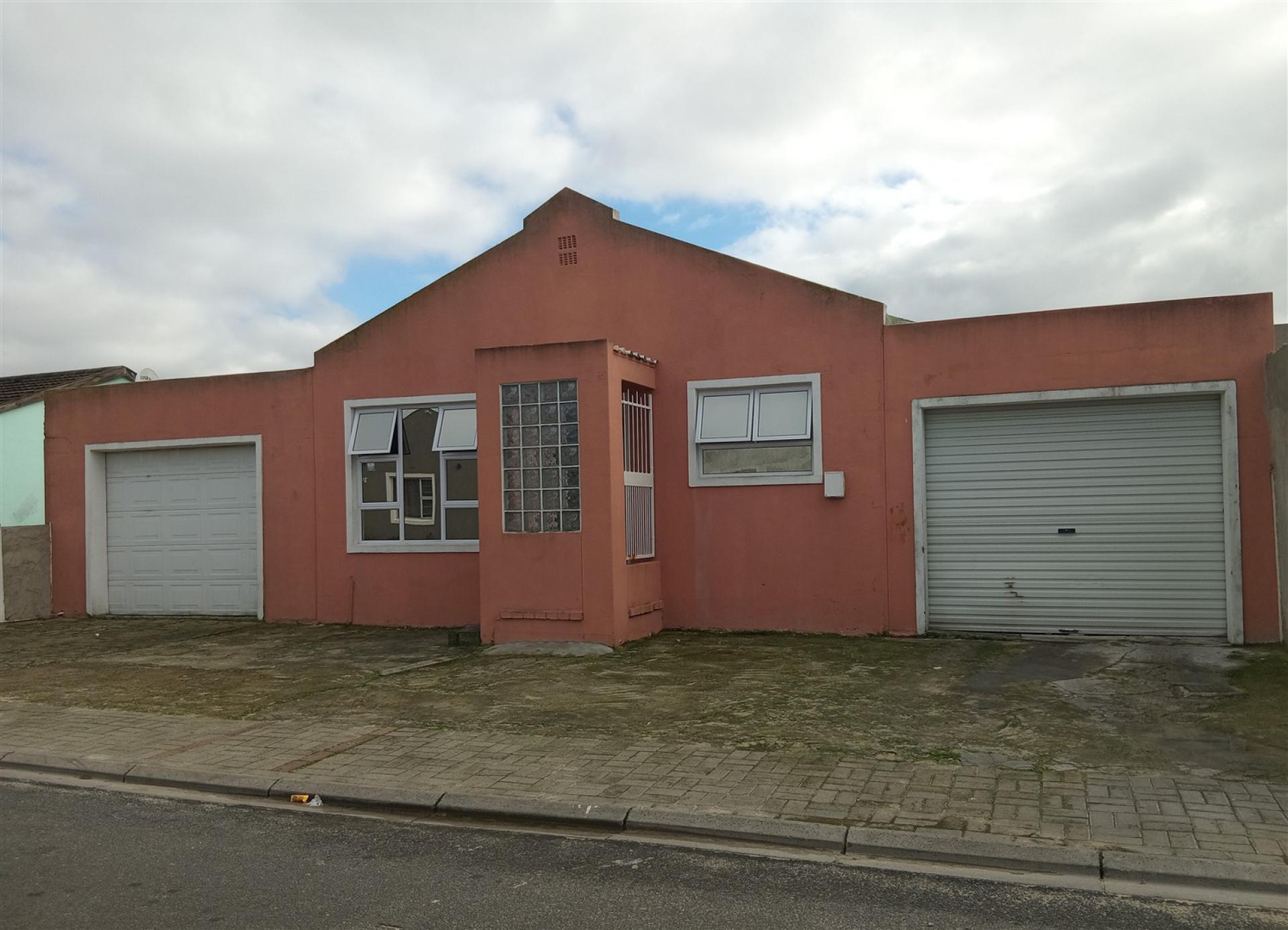 Front View of property in Weltevreden Valley