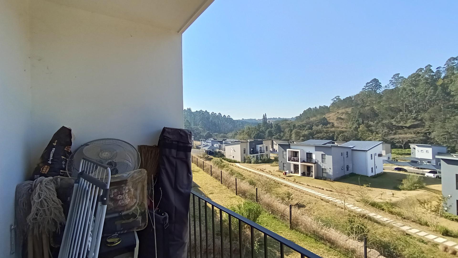 Balcony - 4 square meters of property in Waterfall