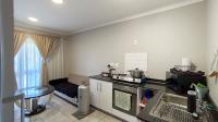 Kitchen - 7 square meters of property in Waterfall