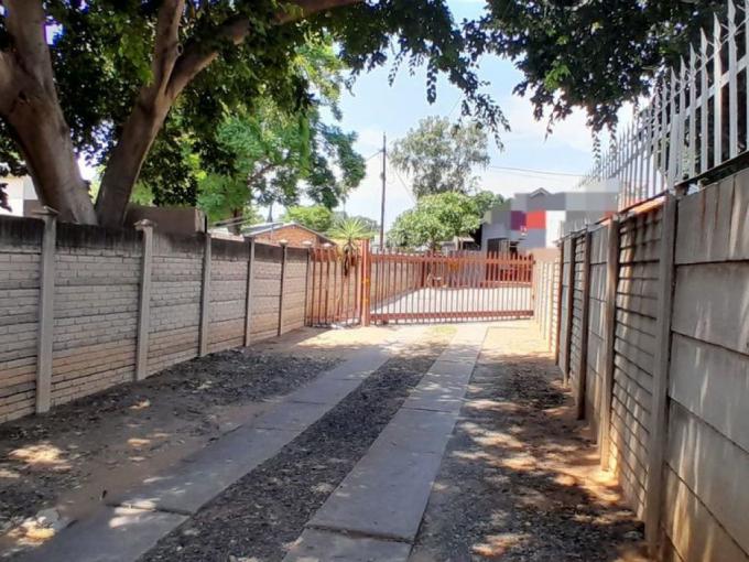 Commercial for Sale For Sale in Rustenburg - MR621838