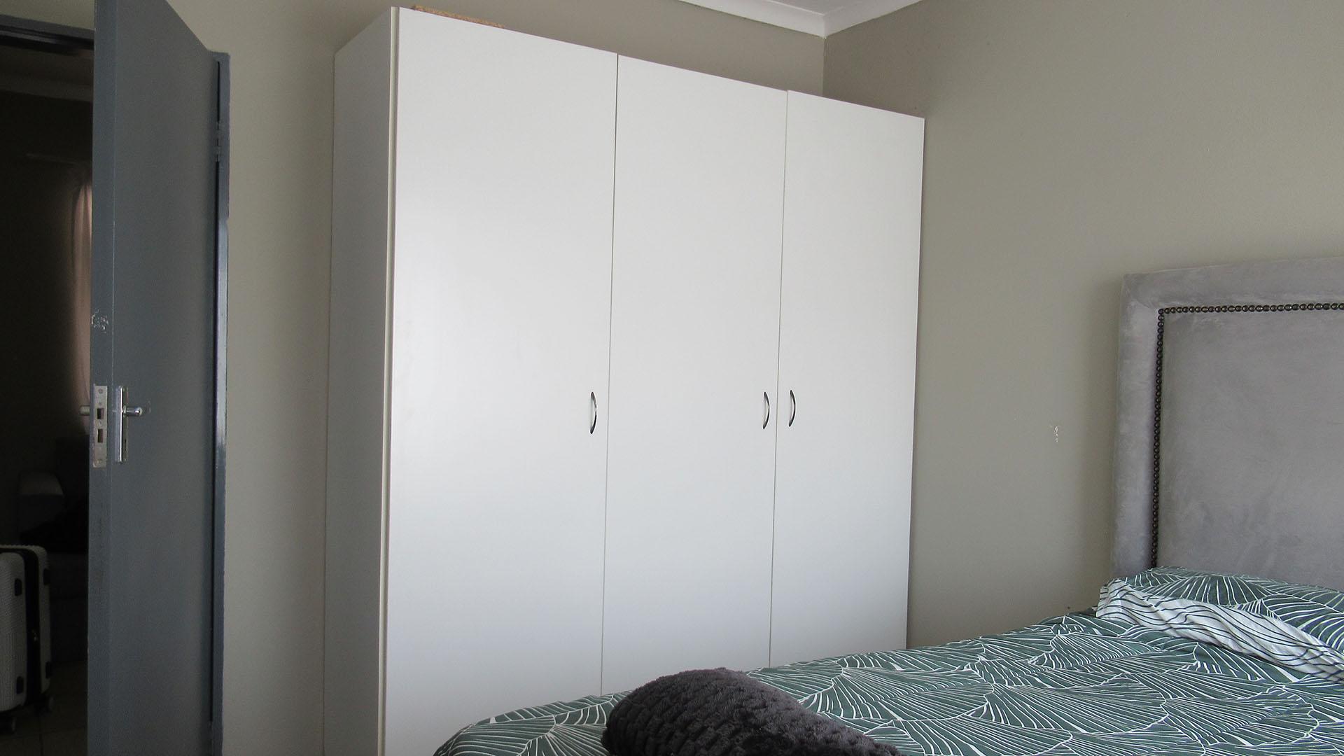Bed Room 1 - 12 square meters of property in Ferndale - JHB
