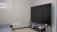 Lounges - 10 square meters of property in Ferndale - JHB