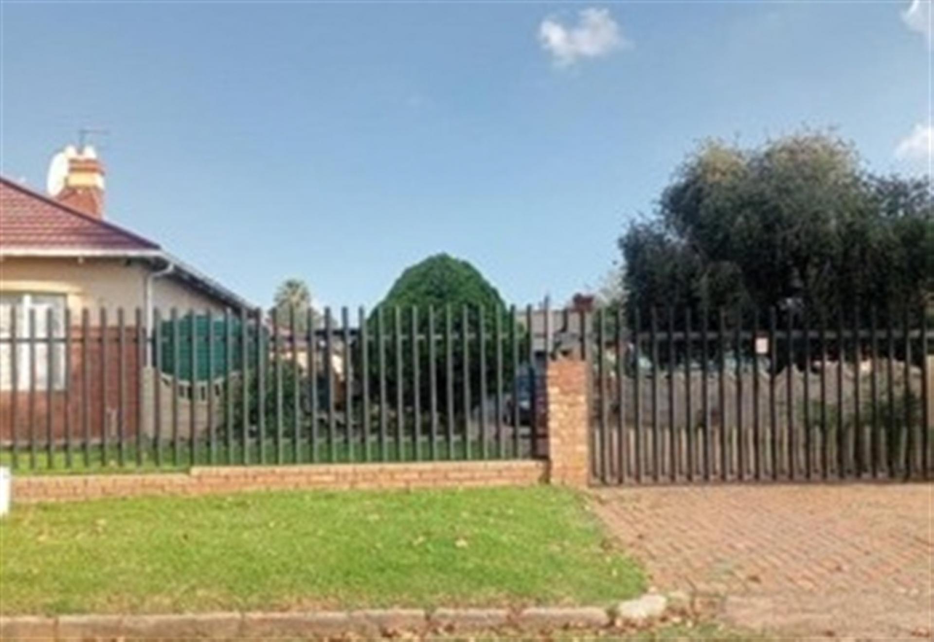 Front View of property in Brakpan