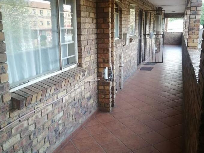 2 Bedroom Apartment for Sale For Sale in Kempton Park - MR622054