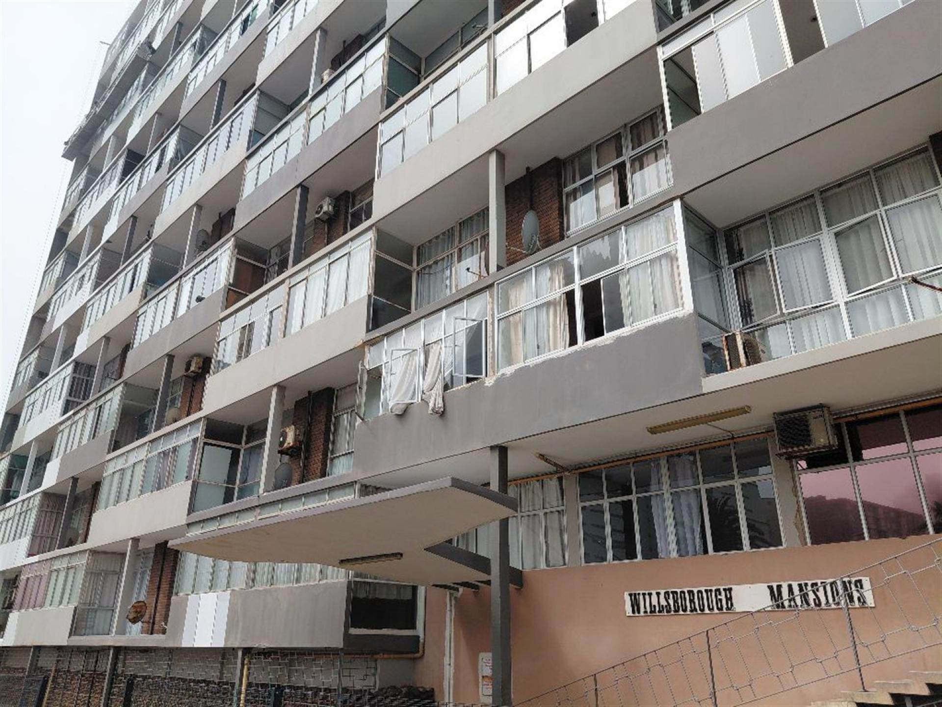 Front View of property in Durban Central