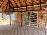  of property in Geelhoutpark