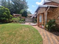  of property in Geelhoutpark