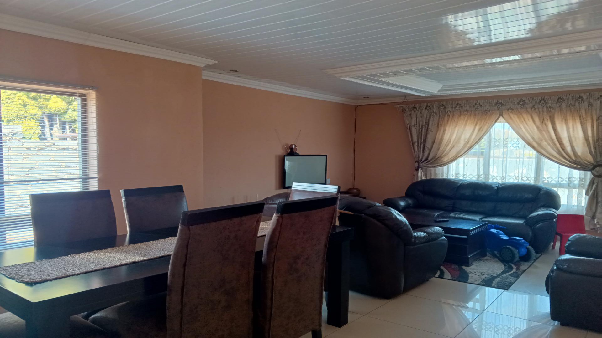Dining Room - 14 square meters of property in Ga-Rankuwa