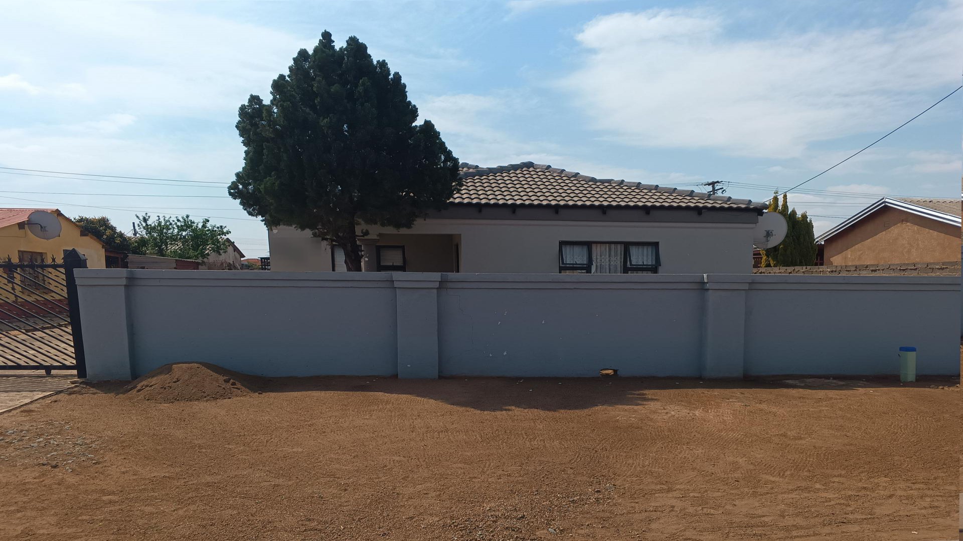 Front View of property in Ga-Rankuwa
