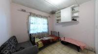 Bed Room 2 - 13 square meters of property in Bellair - DBN