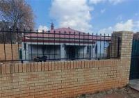 Front View of property in Malvern