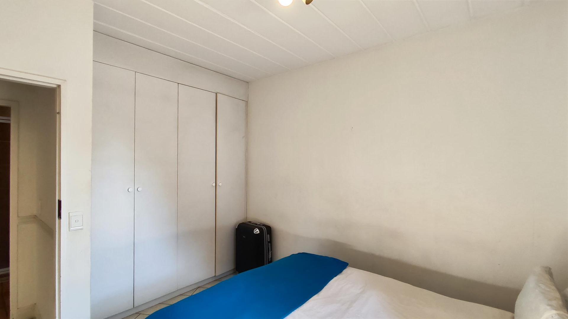 Bed Room 1 - 11 square meters of property in Riviera JHB