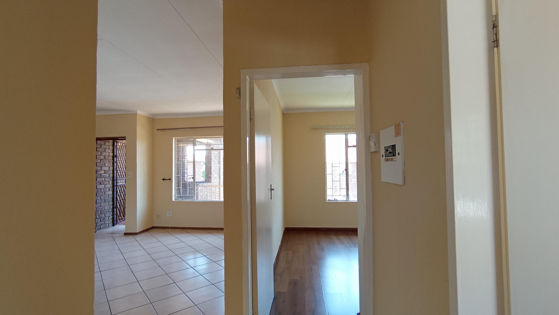 Spaces - 4 square meters of property in Highveld