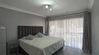 Main Bedroom - 18 square meters of property in Chantelle