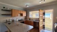 Kitchen - 16 square meters of property in Sasolburg