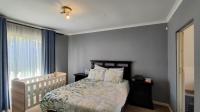 Main Bedroom - 18 square meters of property in Sasolburg