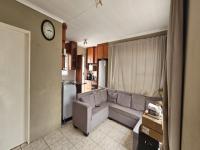 Lounges - 15 square meters of property in Birch Acres