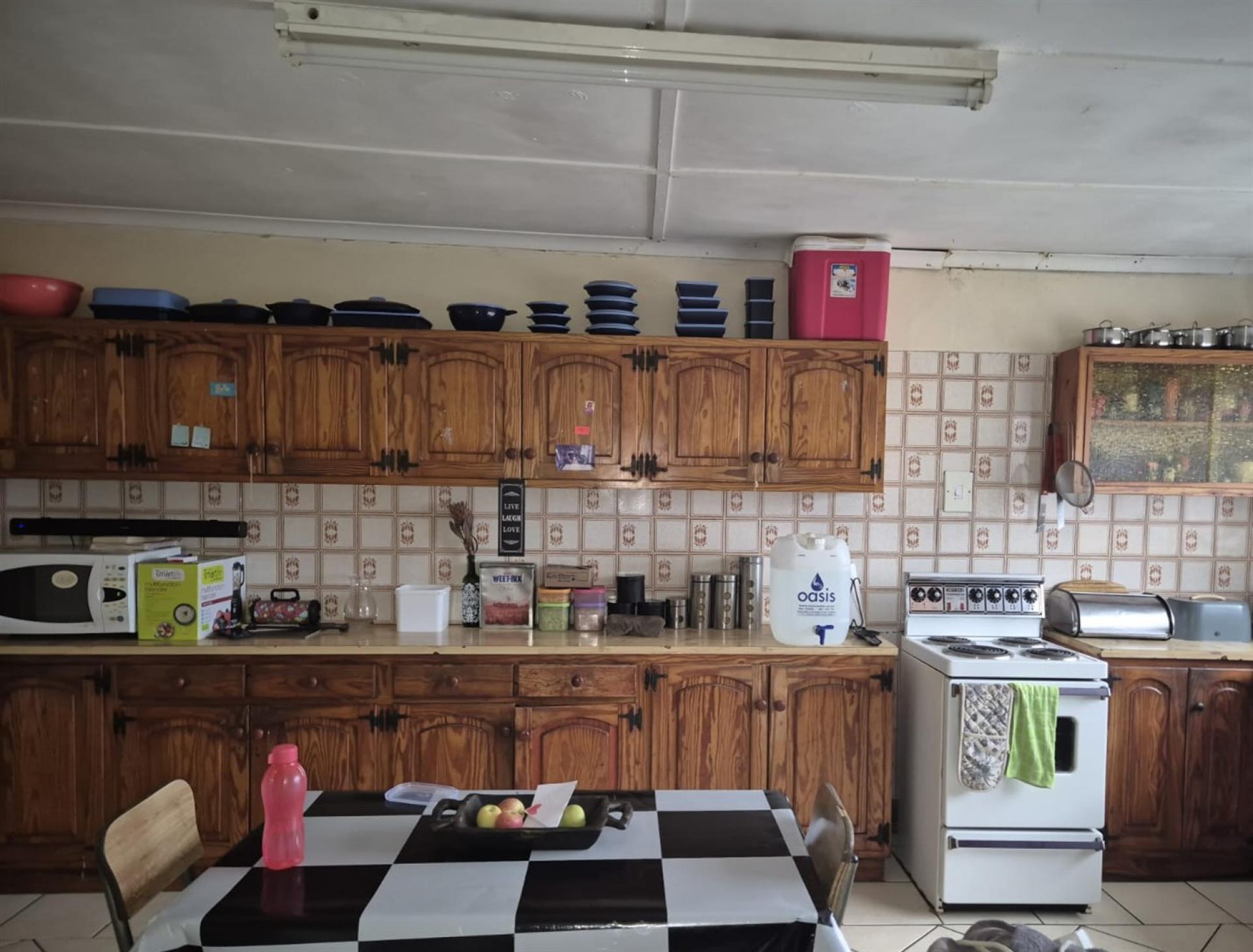 Kitchen of property in Hankey