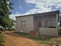 Front View of property in Hankey