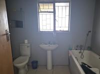 Bathroom 1 of property in Hankey