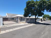 6 Bedroom 4 Bathroom House for Sale for sale in Parow North