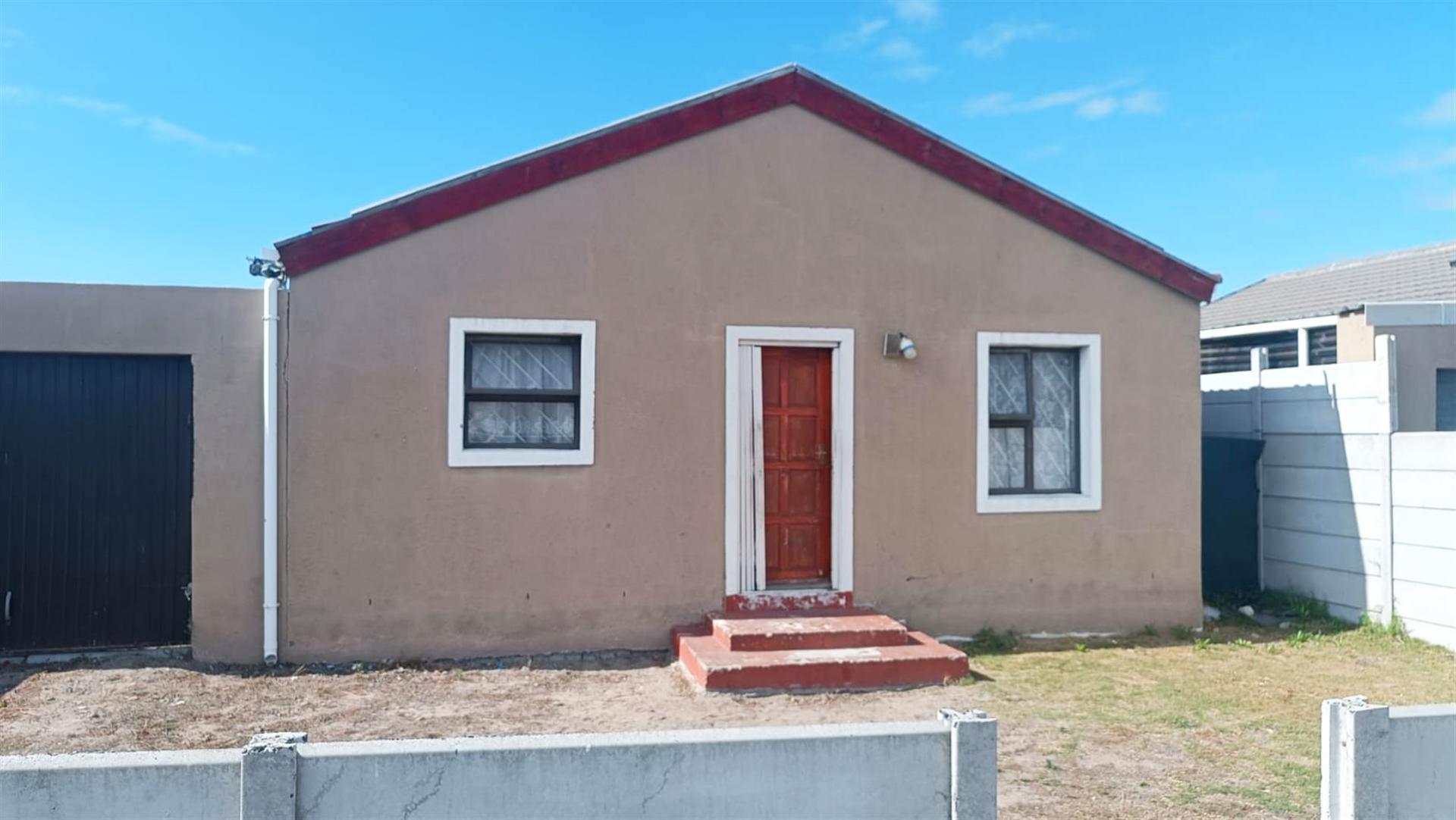 Front View of property in Kleinvlei