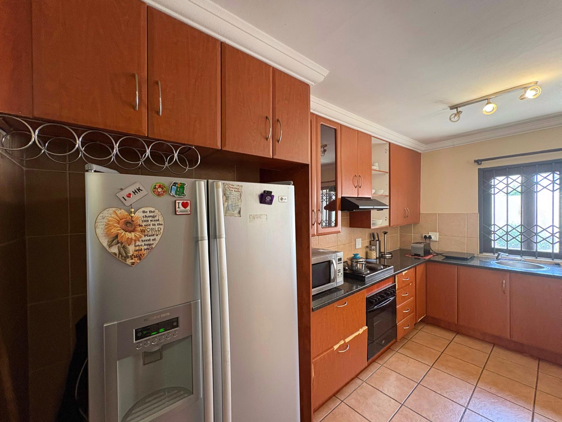 Kitchen of property in Montana Tuine