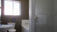 Bathroom 1 - 6 square meters of property in Alveda