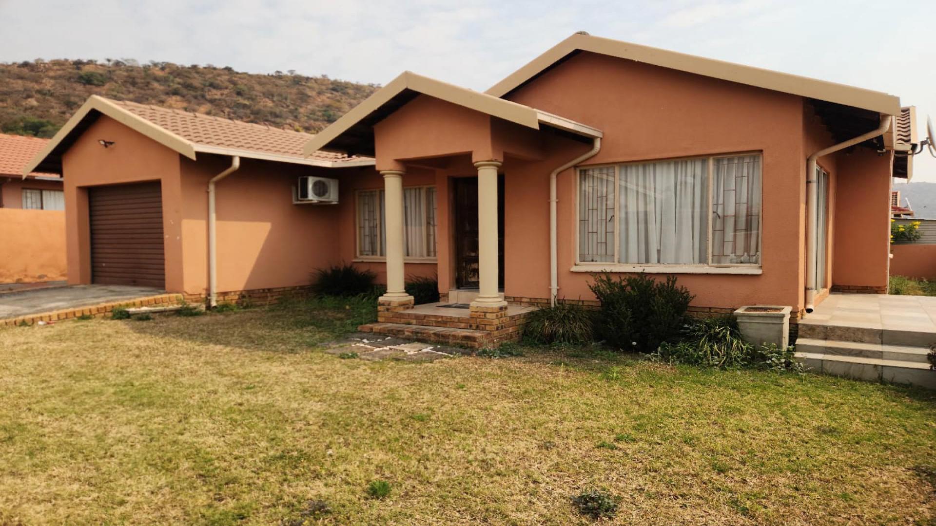 Front View of property in Tlhabane West