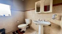 Bathroom 2 of property in Annlin
