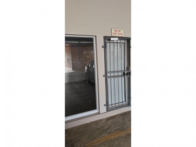 Commercial to Rent in Silverton - Property to rent - MR622566