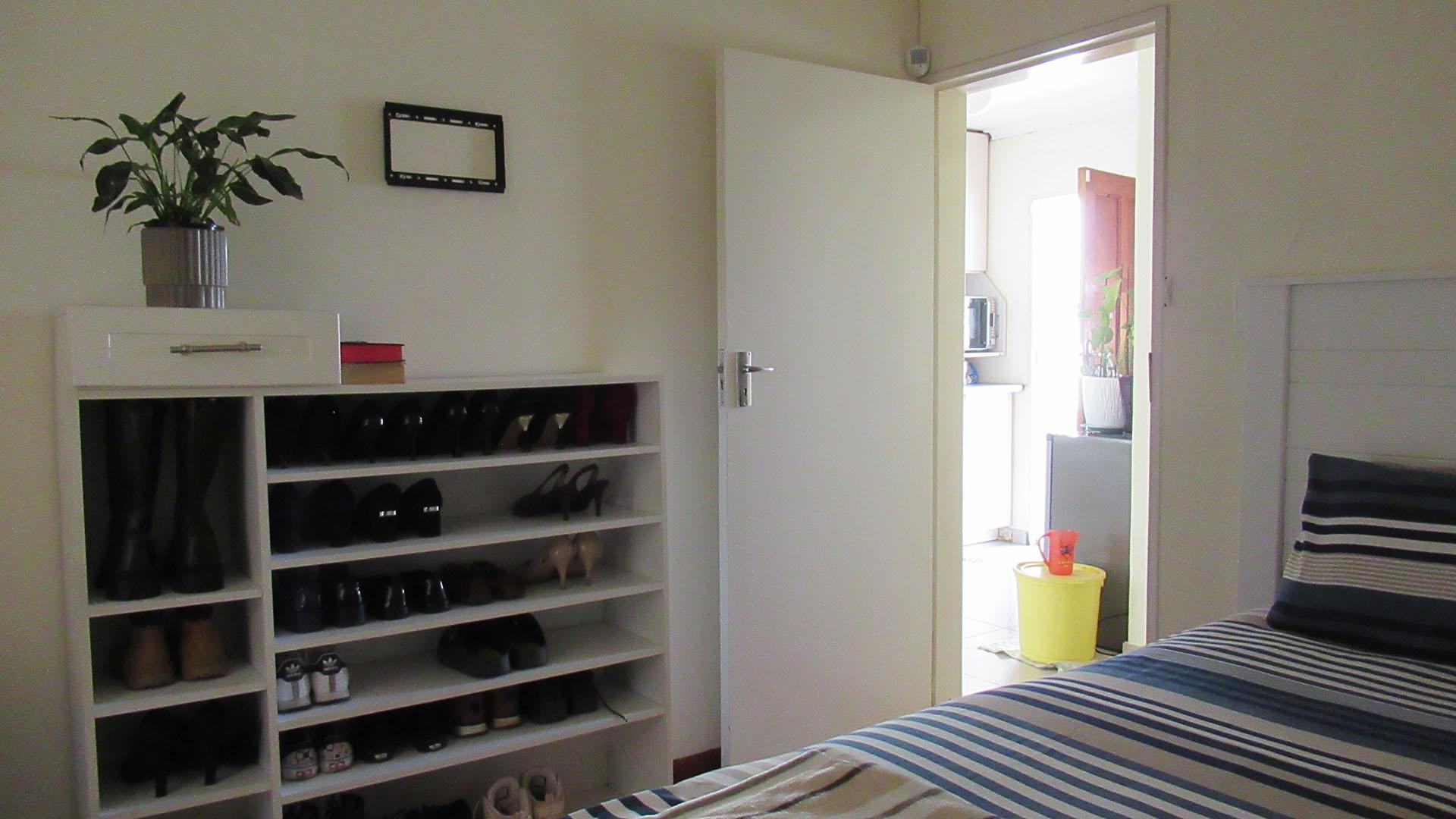 Bed Room 3 - 10 square meters of property in Witpoortjie